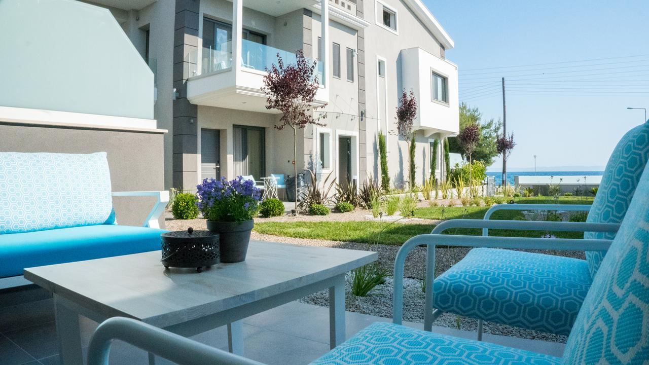 Costa Domus Blue Luxury Apartments Nikiti  Exterior photo