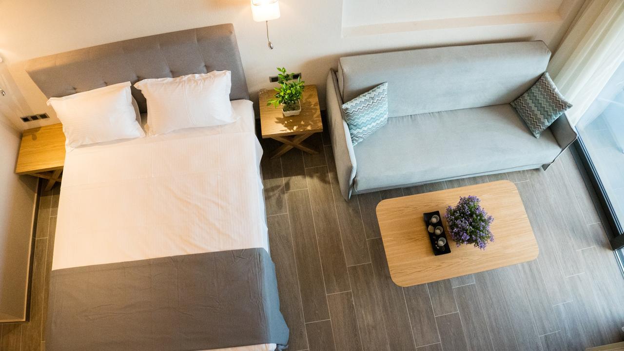 Costa Domus Blue Luxury Apartments Nikiti  Exterior photo